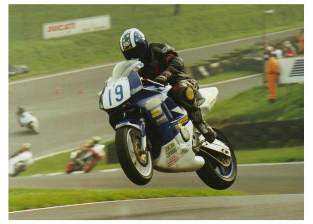 Cadwell sans vest David Bell on the Maountain at Cadwell Park
