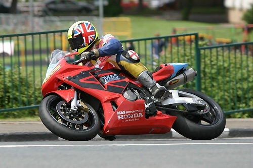 TT04 Junior May Hill, Ramsey David Bell IOM TT 2004