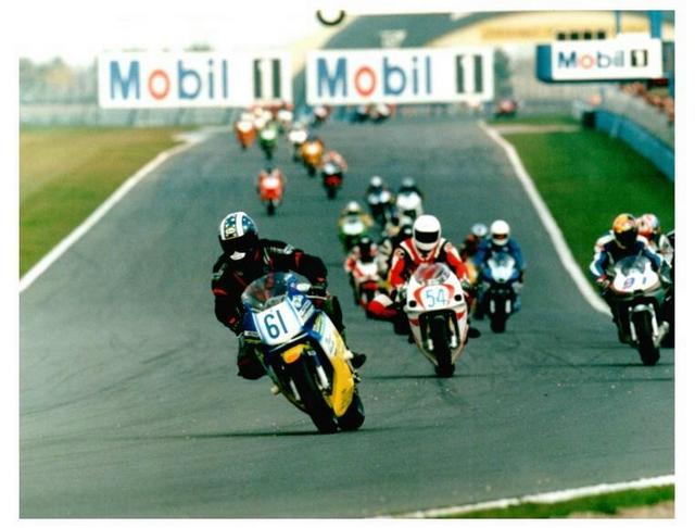 Well up in the pack Donington02 David Bell Donington Park 2002